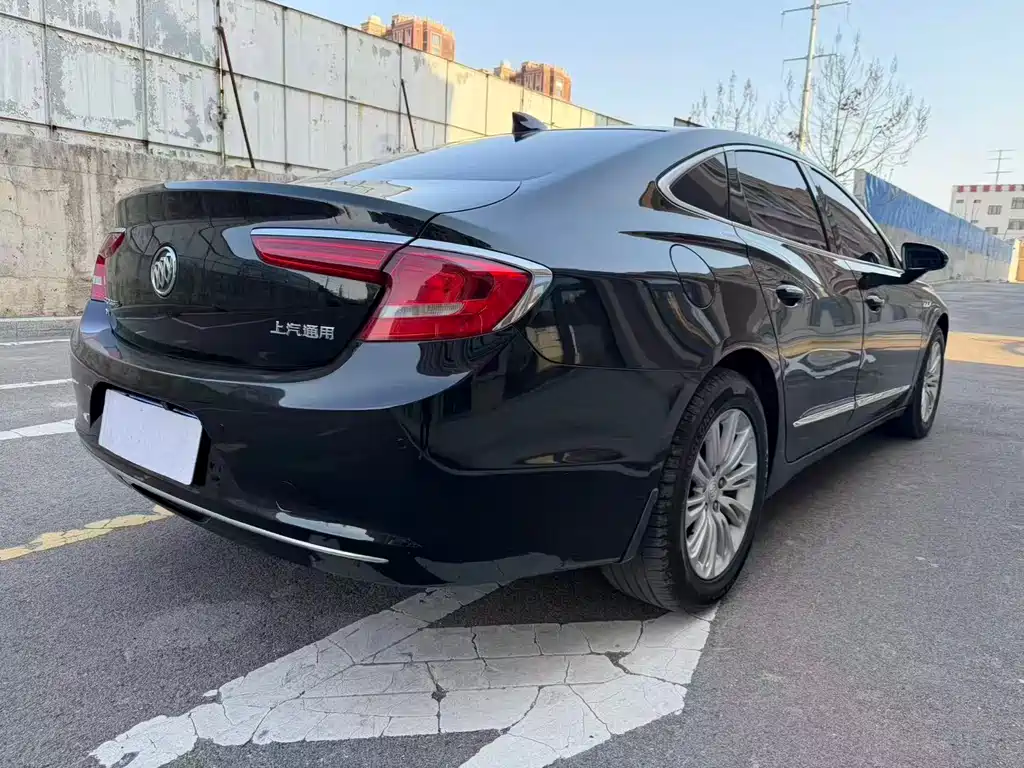 Buick LaCrosse 2019 — фото 12