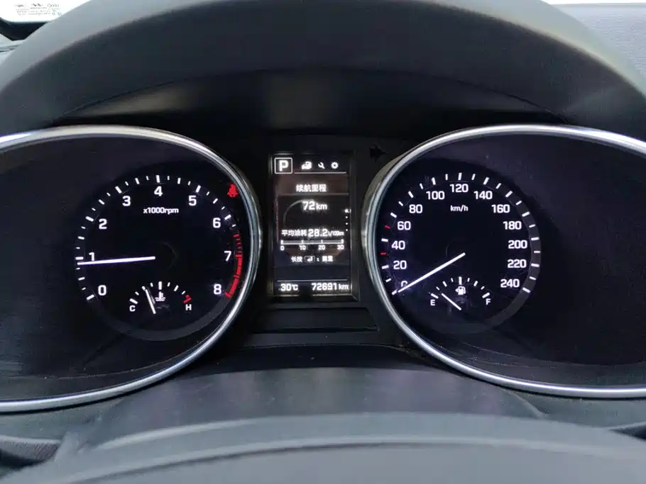 Hyundai Santa Fe 2018 — фото 14