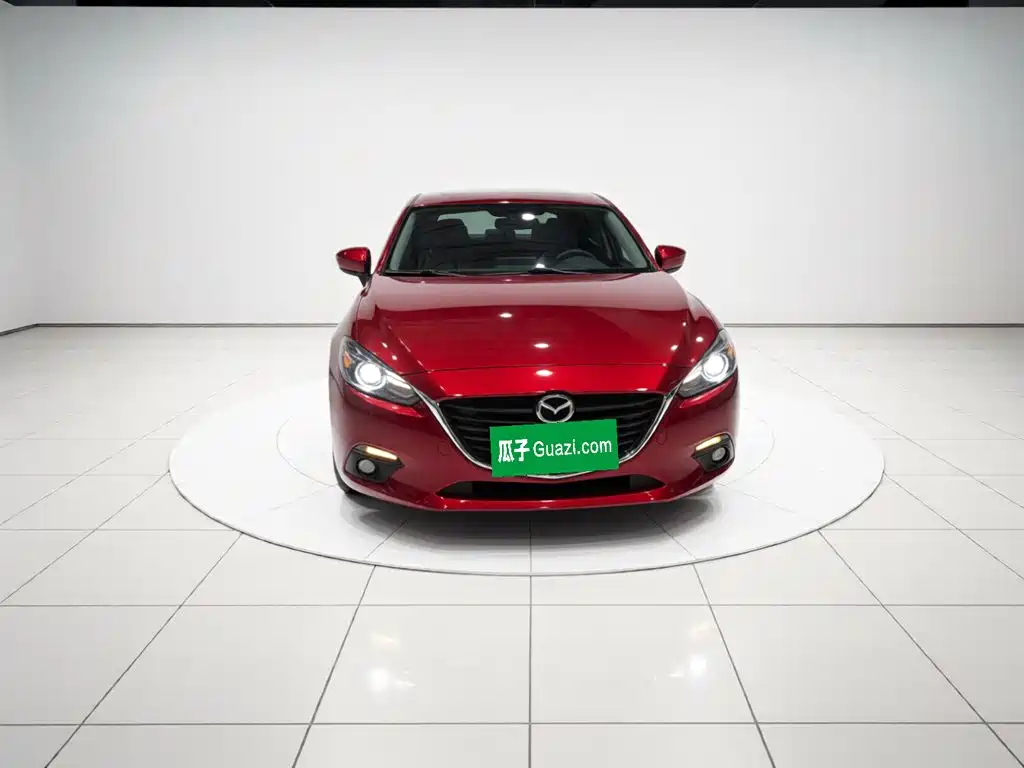 Mazda 3 Axela 2016 — фото 3