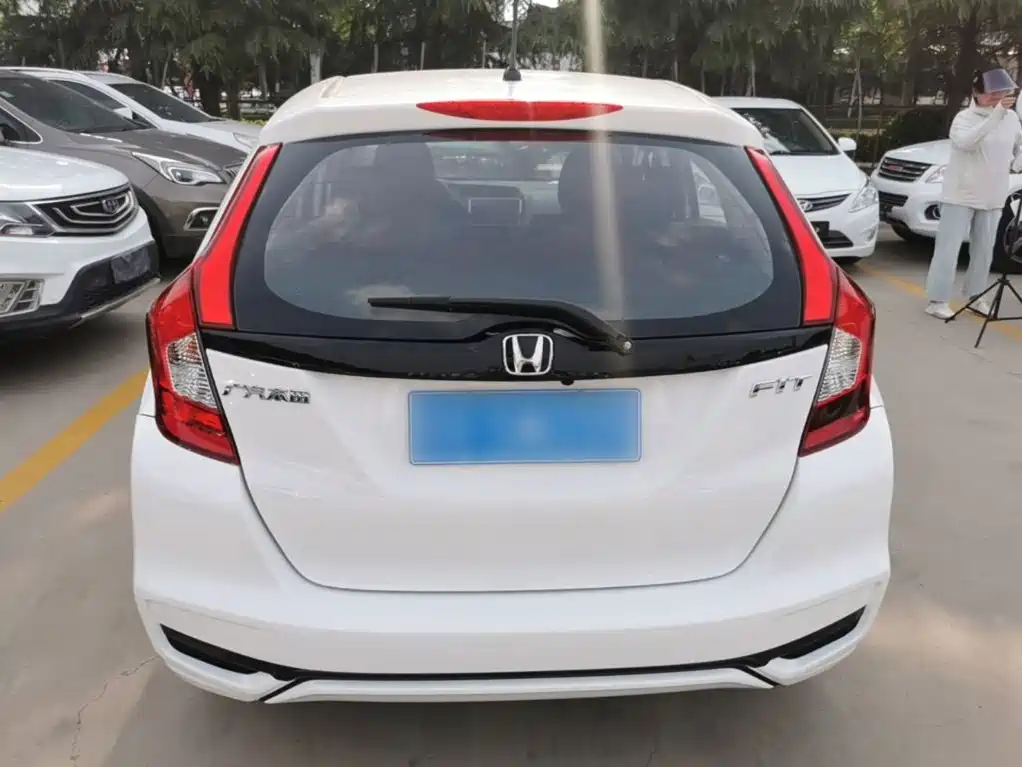 Honda Fit 2019 — фото 6