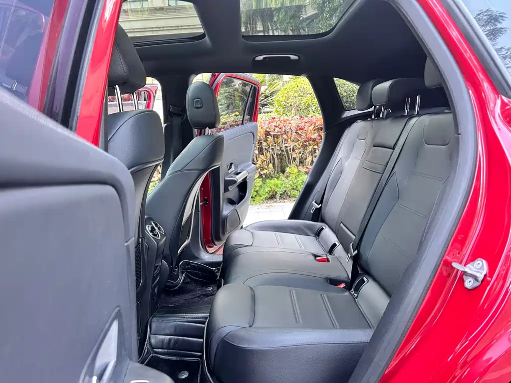 Mercedes-Benz GLA 2021 — фото 20
