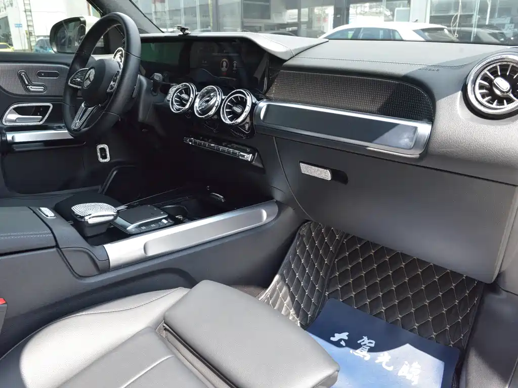 Mercedes-Benz GLB 2022 — фото 10
