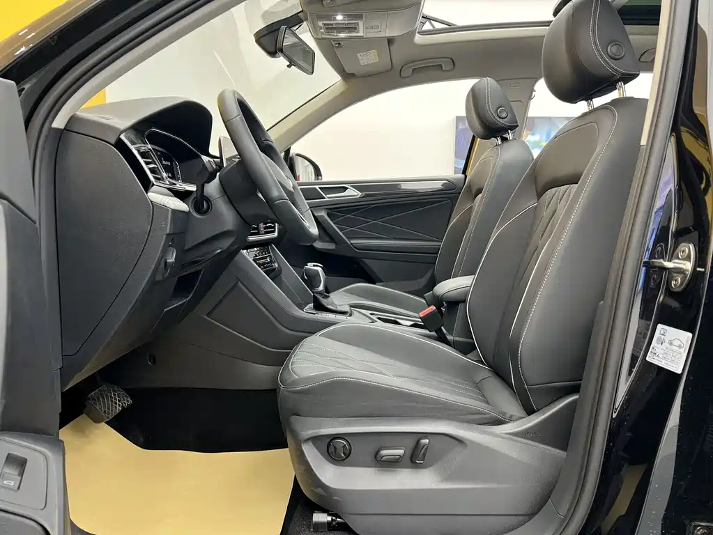 Volkswagen Tiguan L 2025