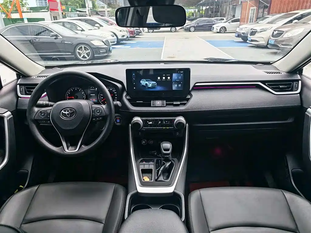Toyota RAV4 2023