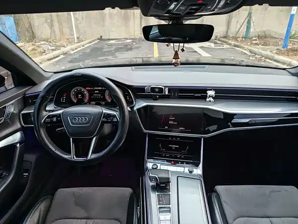 Audi A6L 2023