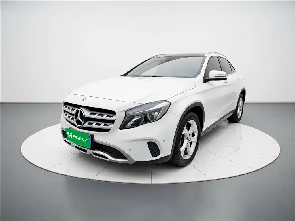 Mercedes-Benz GLA 2018 — фото 2