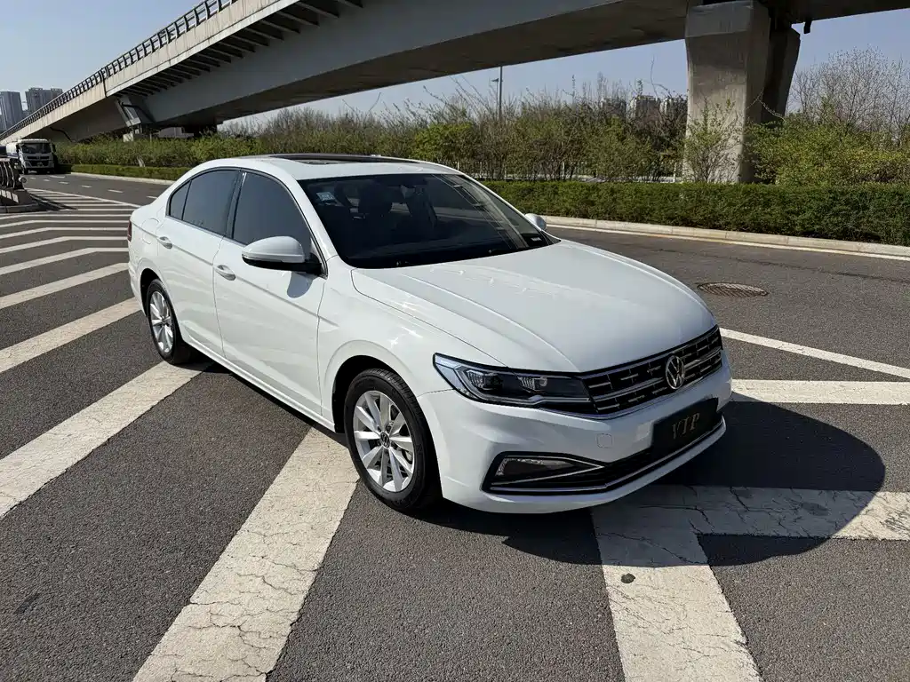 Volkswagen Bora 2021
