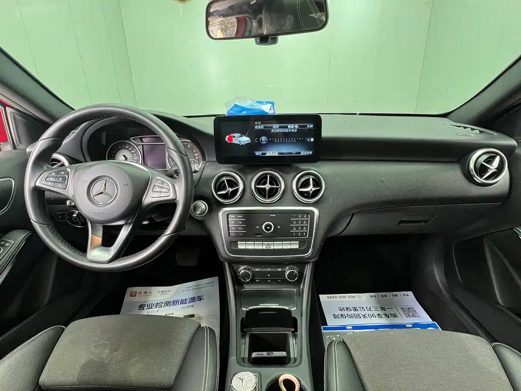 Mercedes-Benz A-Class 2018 — фото 9