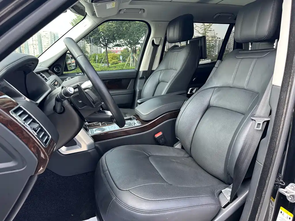 Land Rover Range Rover 2020 — фото 15
