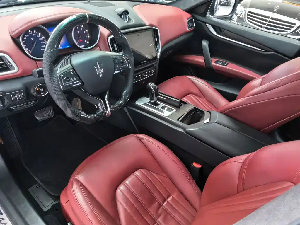 Maserati Ghibli 2016 — фото 8