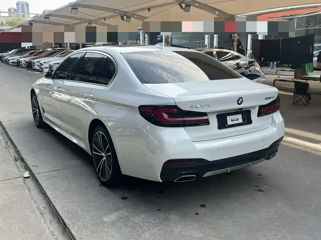 BMW 5 Series 2023