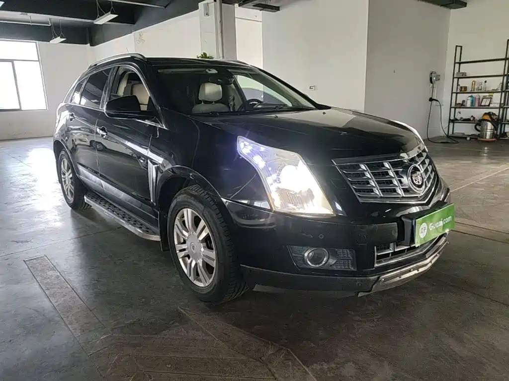 Cadillac SRX 2015 — фото 4