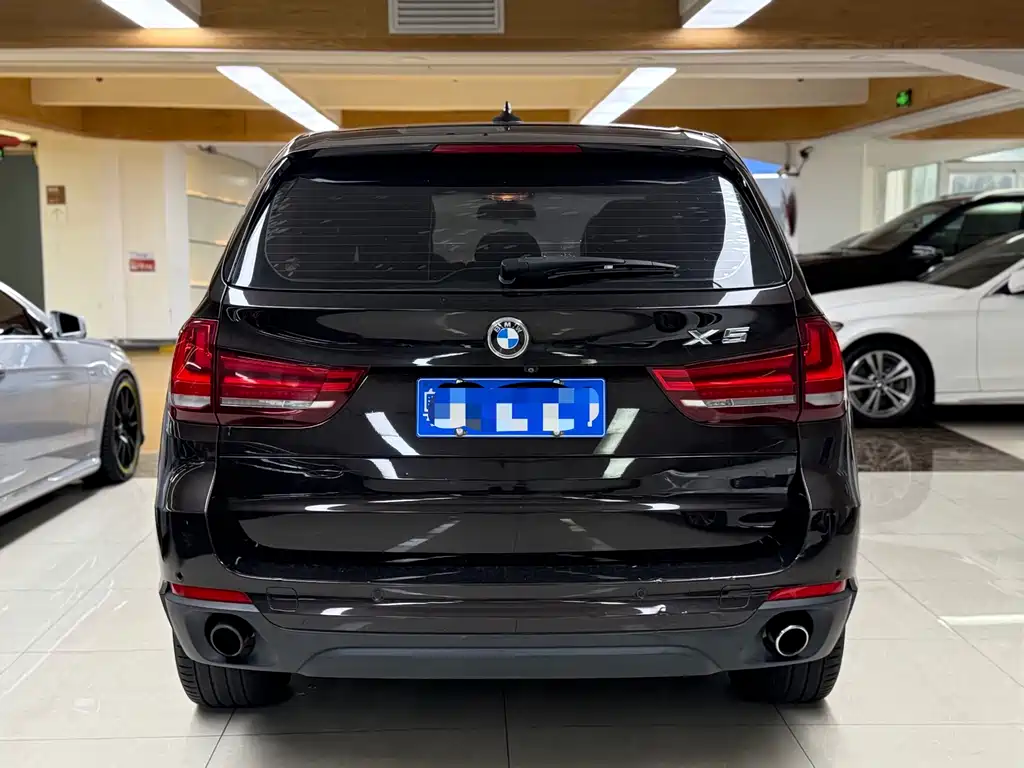 BMW X5 2017 — фото 8