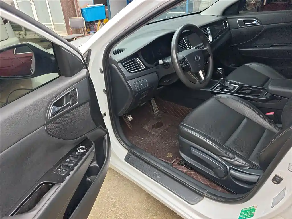 Hyundai Mistra 2016 — фото 16
