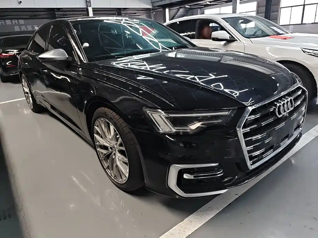 Audi A6L 2025
