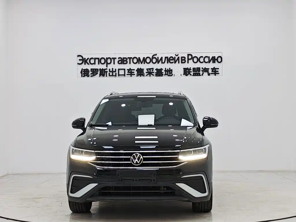 Volkswagen Tiguan L 2023 — фото 2