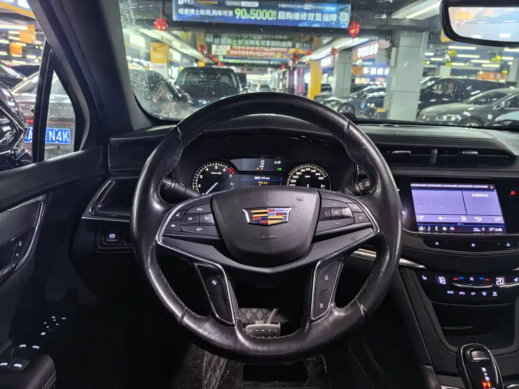 Cadillac XT5 2019 — фото 7