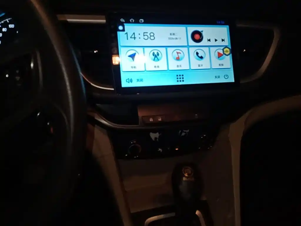 Buick Excelle GT 2015 — фото 10