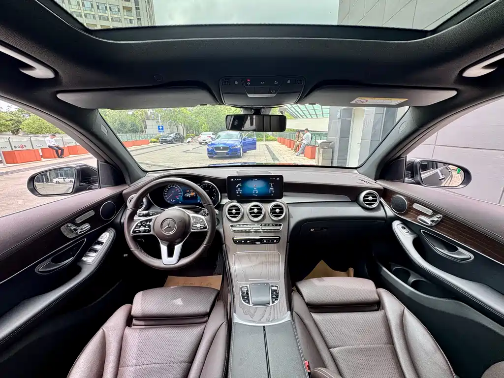 Mercedes-Benz GLC 2021