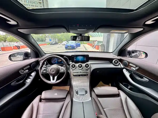 Mercedes-Benz GLC 2021