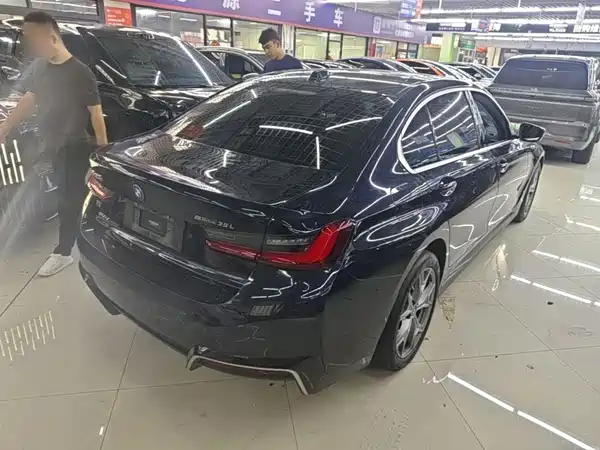 BMW i3 2023