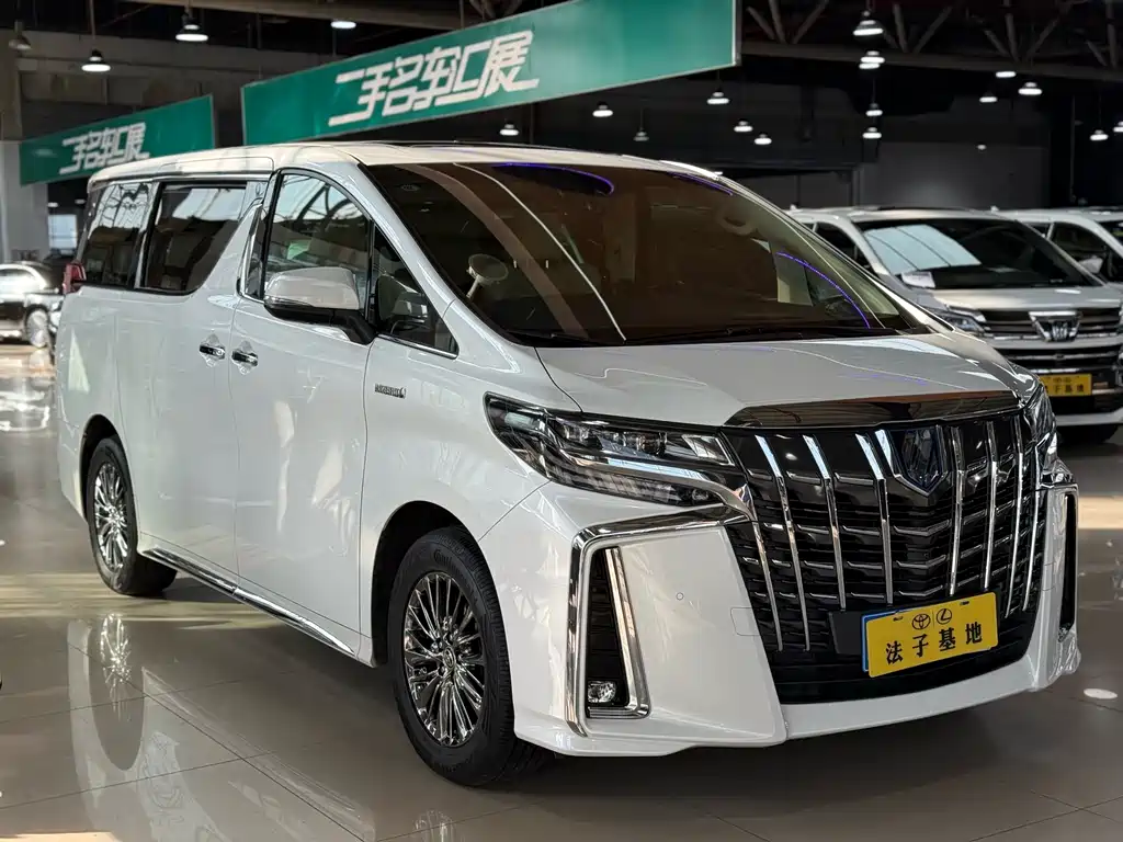Toyota Alphard 2021 — фото 4