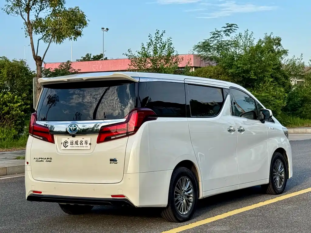 Toyota Alphard 2019 — фото 5