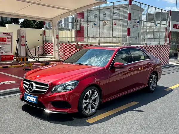 Mercedes-Benz E-Class 2015