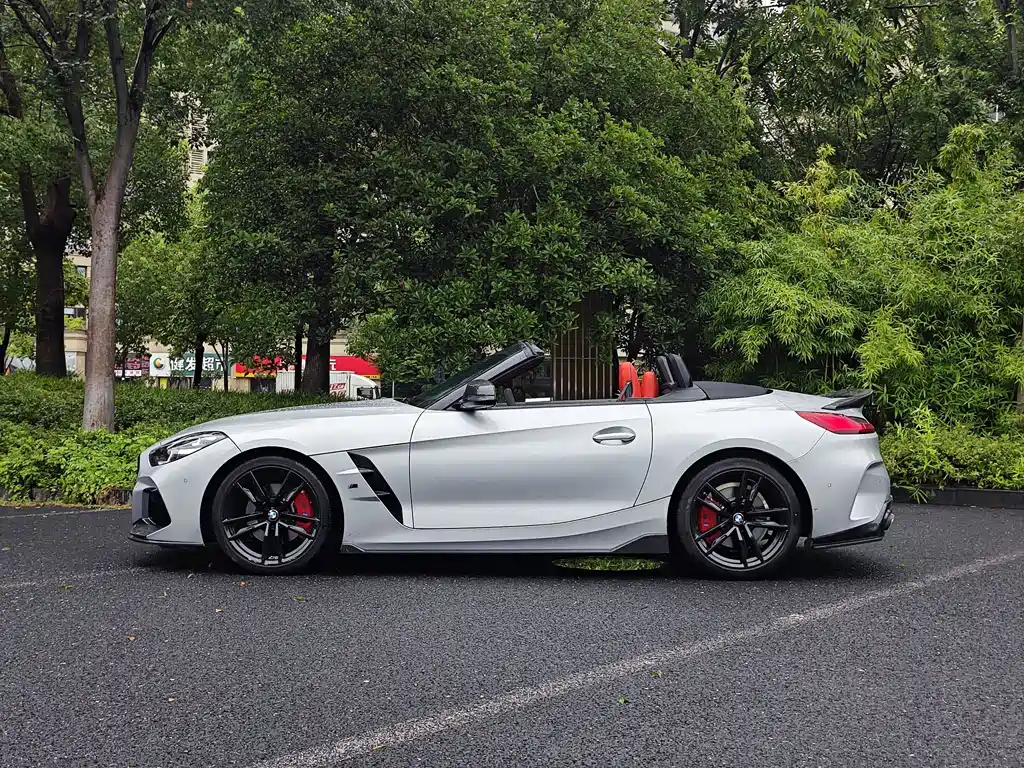 BMW Z4 2022 — фото 2