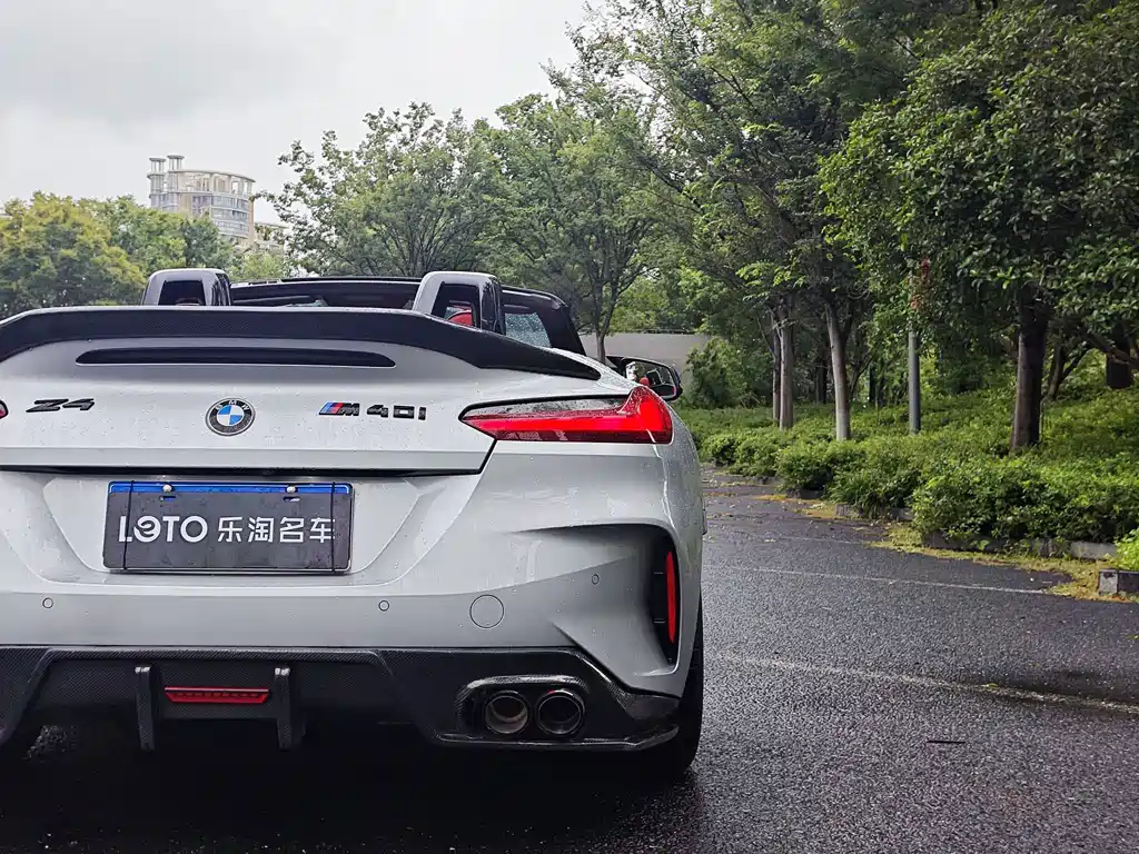 BMW Z4 2022 — фото 3