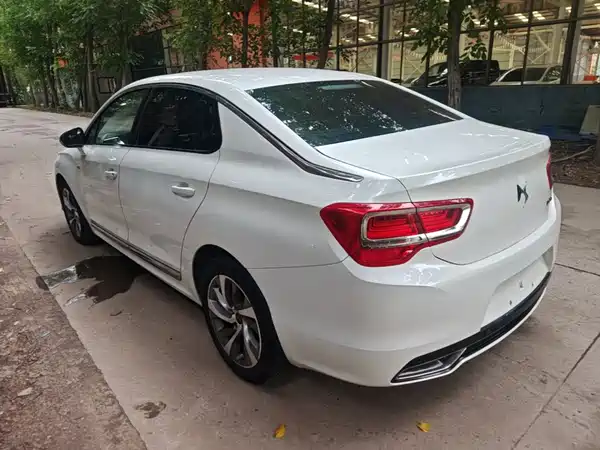 DS 5LS 2016