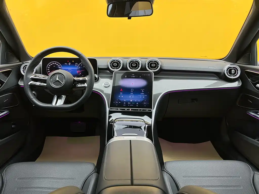 Mercedes-Benz C-Class 2024 — фото 13