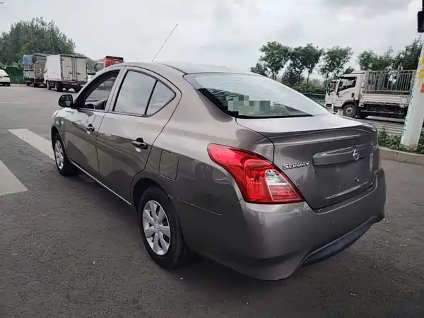Nissan Sunny 2017