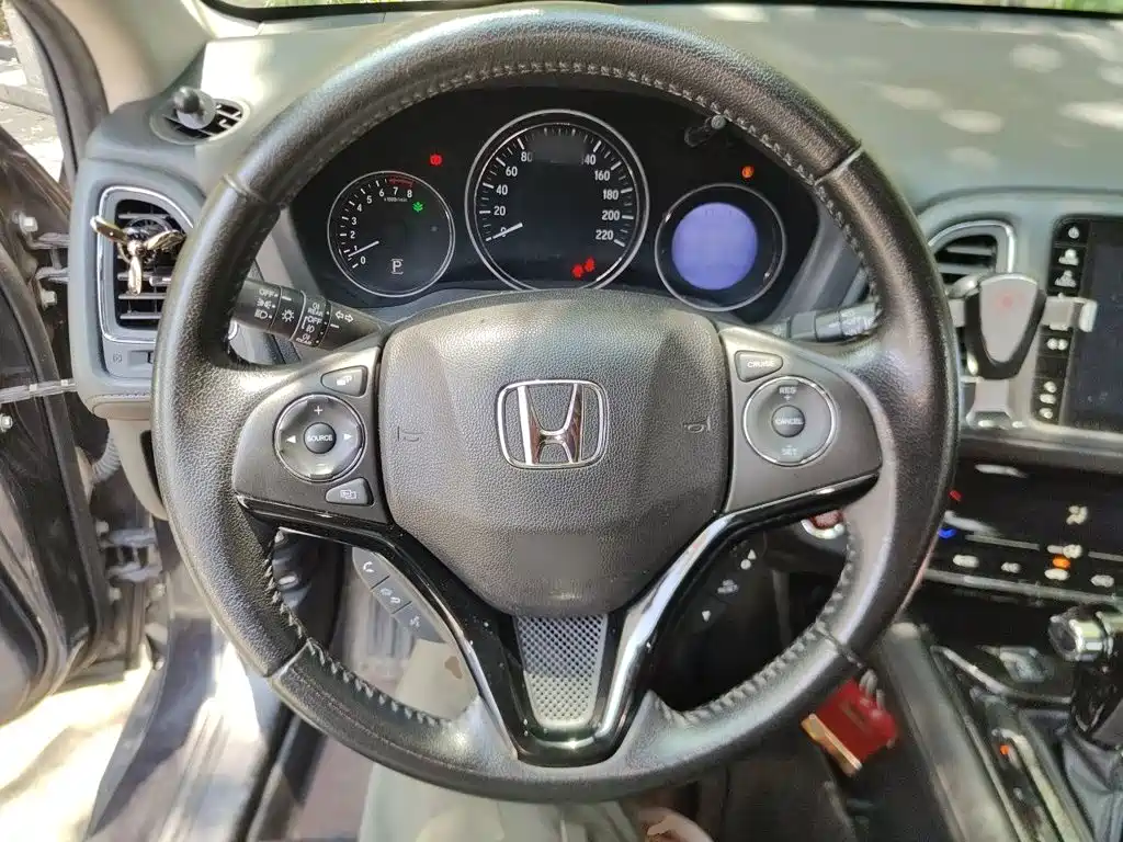 Honda Vezel 2017 — фото 11
