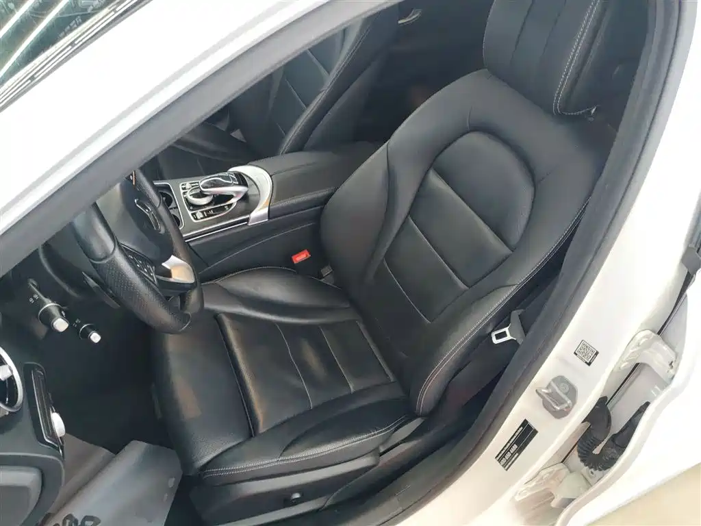 Mercedes-Benz C-Class 2018 — фото 15