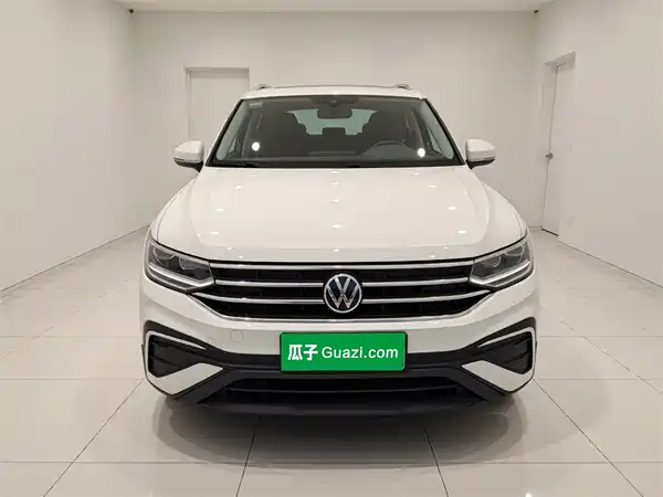 Volkswagen Tiguan L 2023