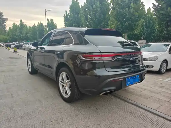 Porsche Macan 2022