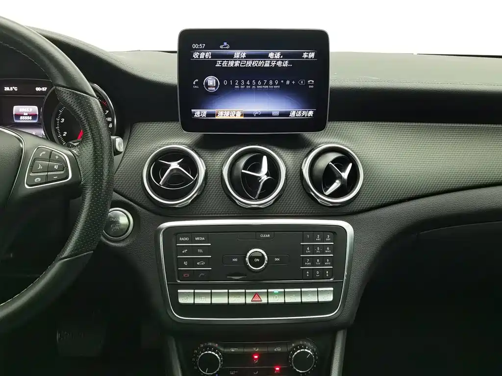 Mercedes-Benz GLA 2019 — фото 12