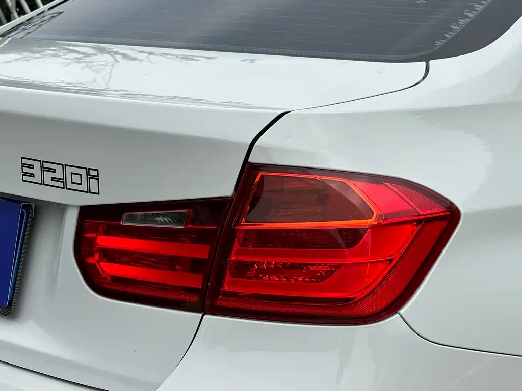 BMW 3 Series 2013 — фото 20