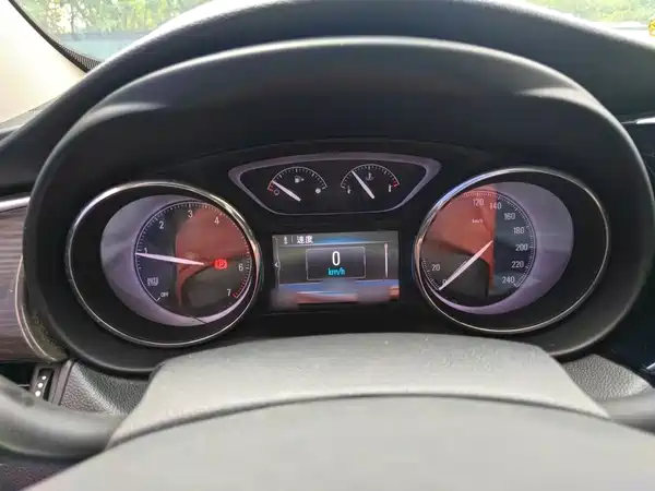 Buick Envision Plus 2020