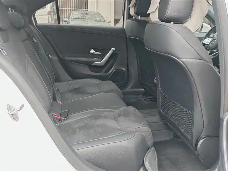 Mercedes-Benz A-Class 2023 — фото 12