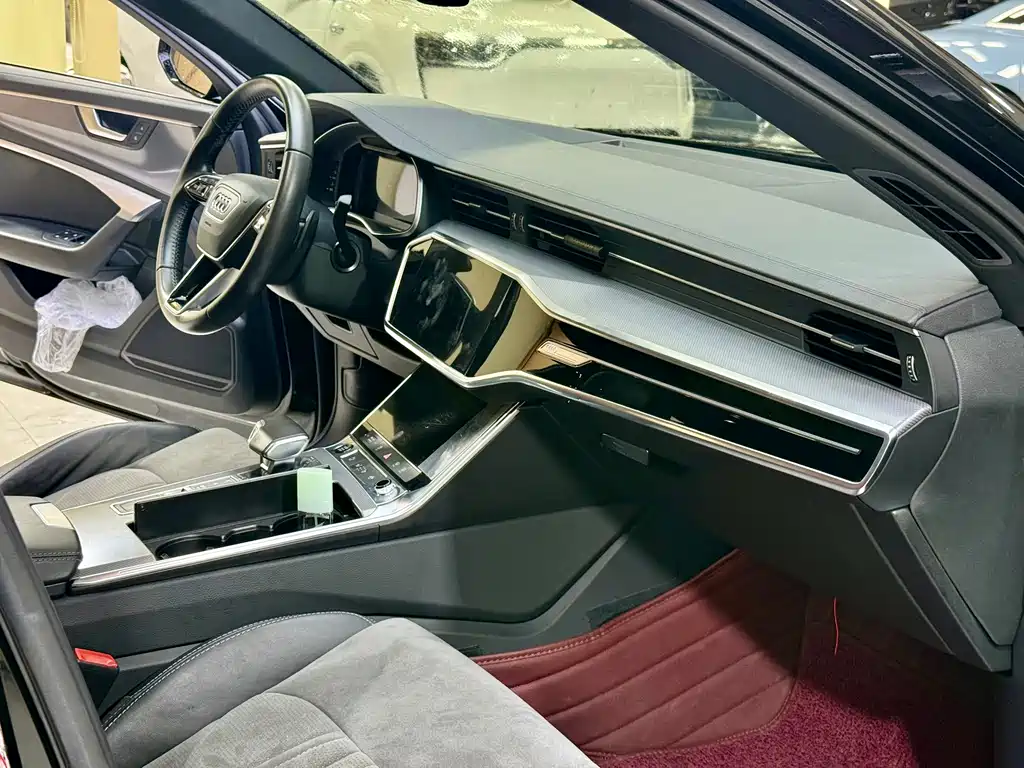 Audi A6L 2021 — фото 12