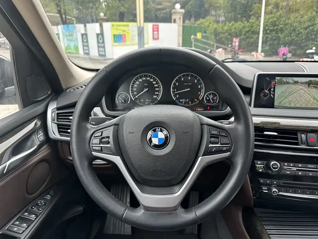 BMW X5 2016 — фото 13
