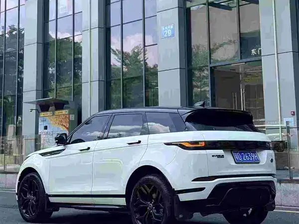 Land Rover Range Rover Evoque 2021