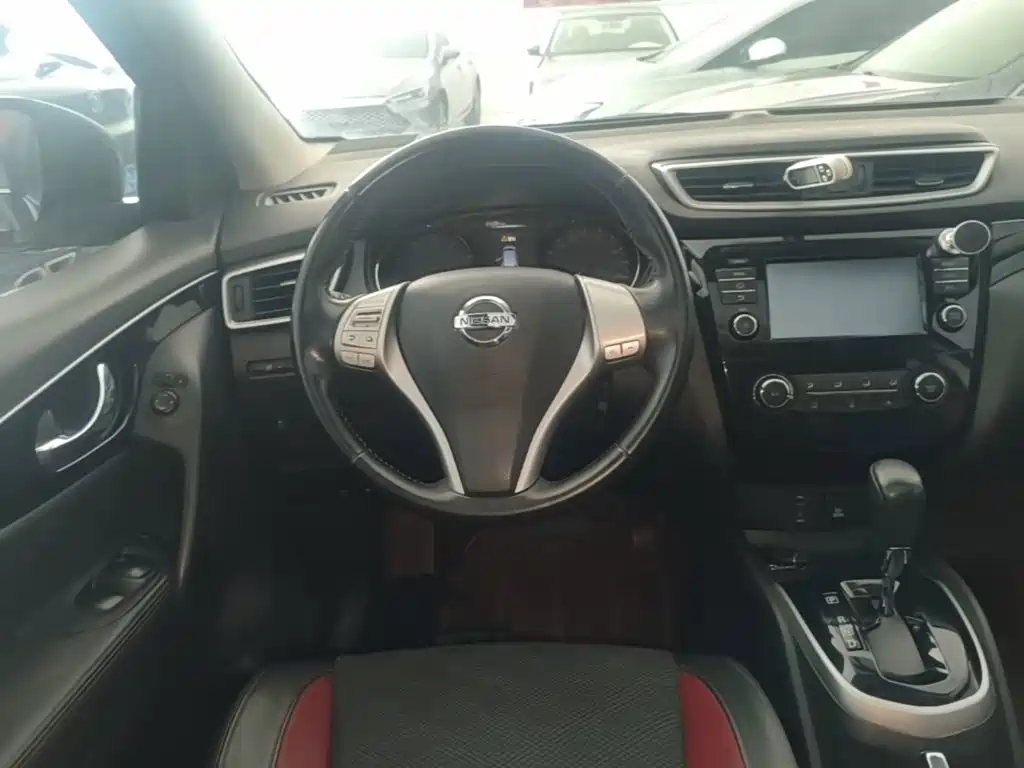 Nissan Qashqai 2018 — фото 11