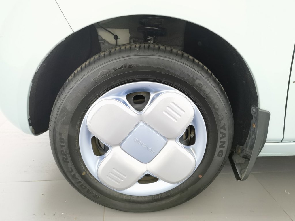 Geely Galaxy Panda 2023 — фото 17