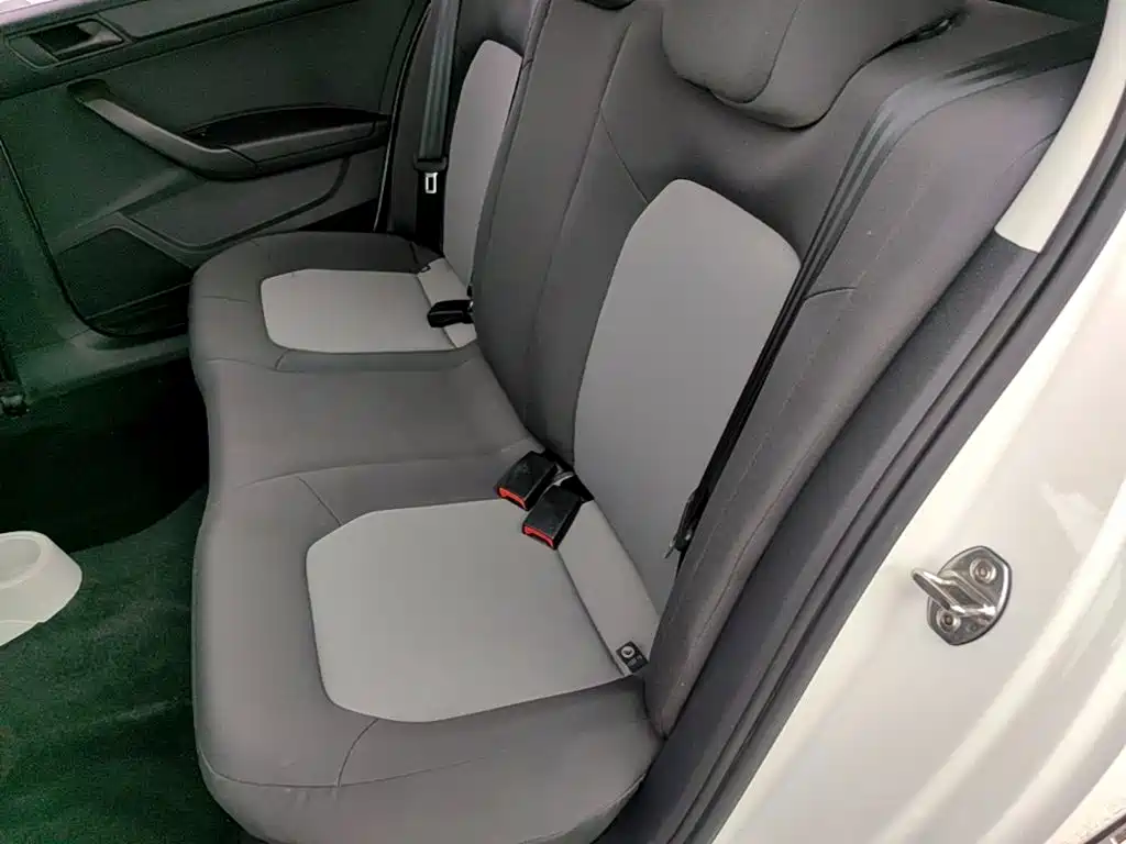 Skoda Rapid 2016 — фото 17