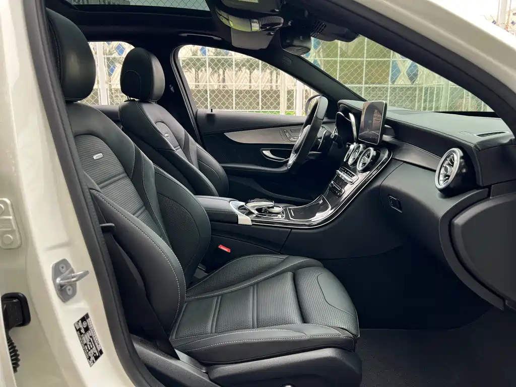 Mercedes-Benz C-Class AMG 2019 — фото 12