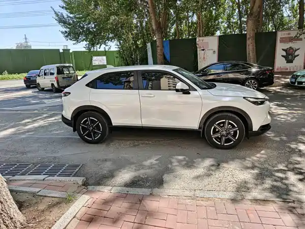 Honda Vezel 2023