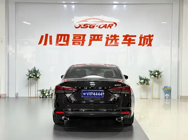 Nissan Teana 2023